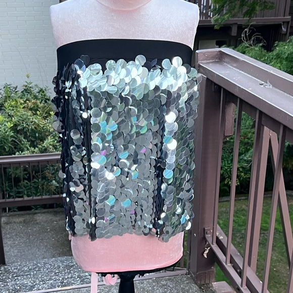 Formal-Skirt-Mini with Silver Payettes sequins sparkle, Las Vegas style, L/XL - Picture 7 of 14